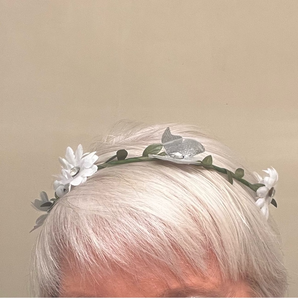 NWT Justice Floral dangling garland headpiece, boho, white flowers w/ rhinestone - Picture 5 of 12